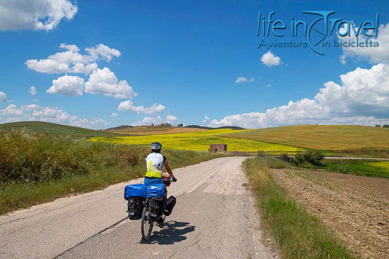 pedalando verso matera
