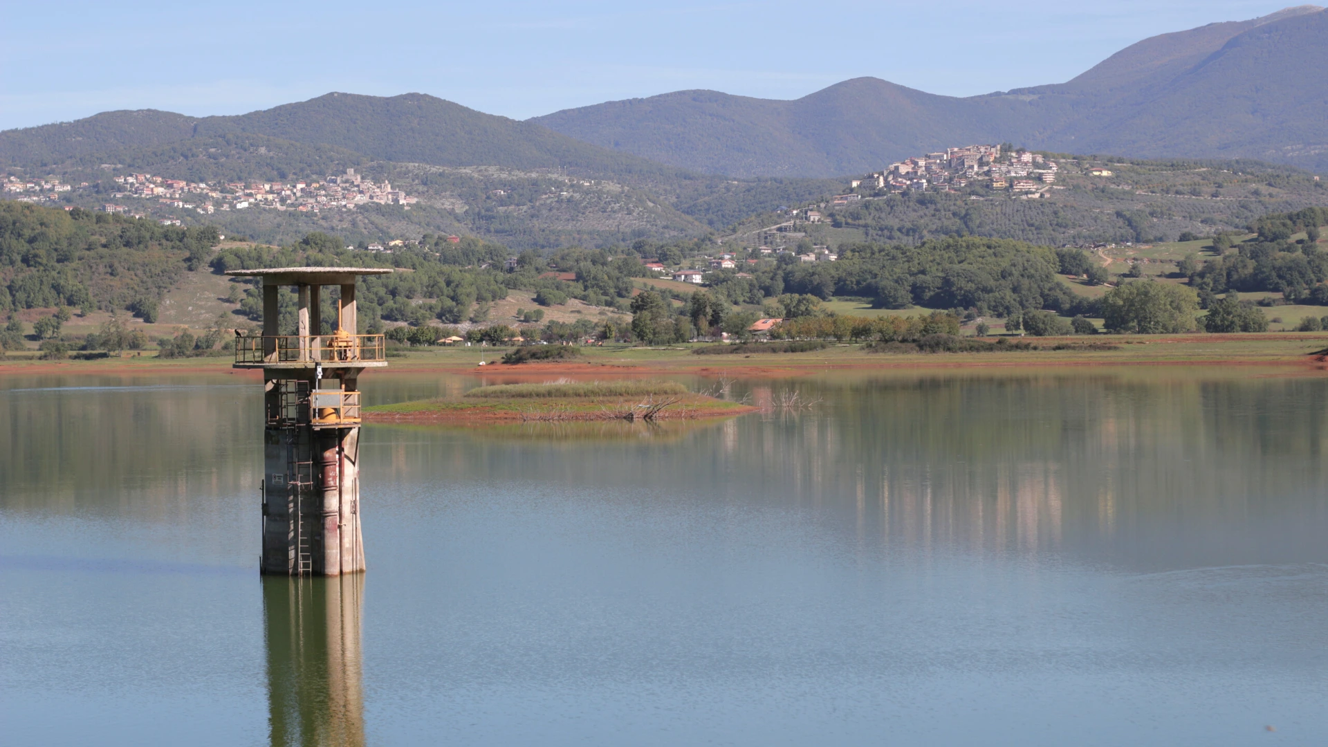 lago di canterno