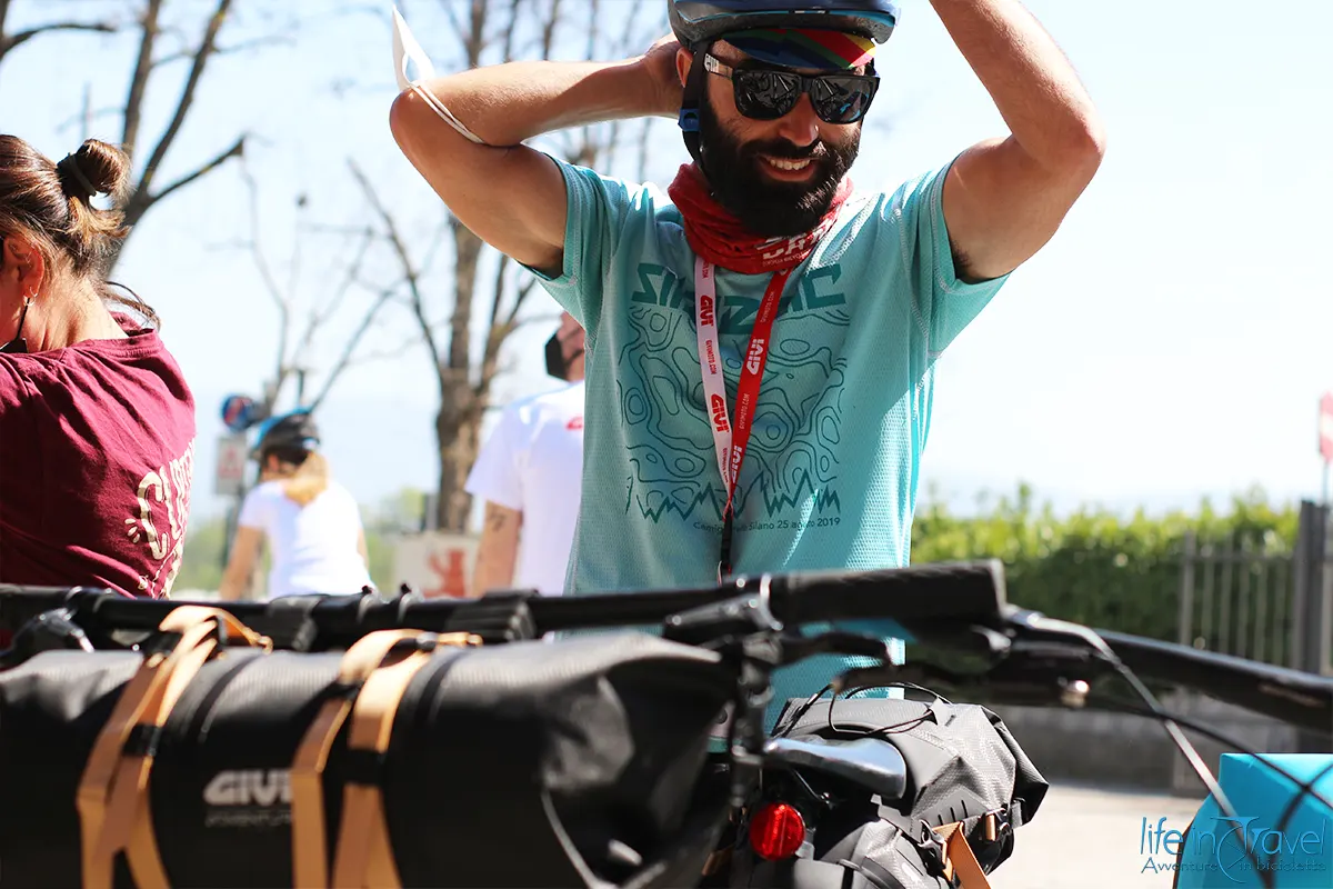 Givi bike bikepacking 10