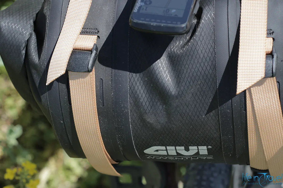 givi bike dettaglio manubrio