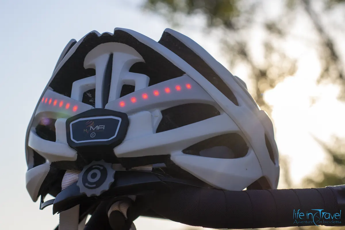 casco bici MFI dietro
