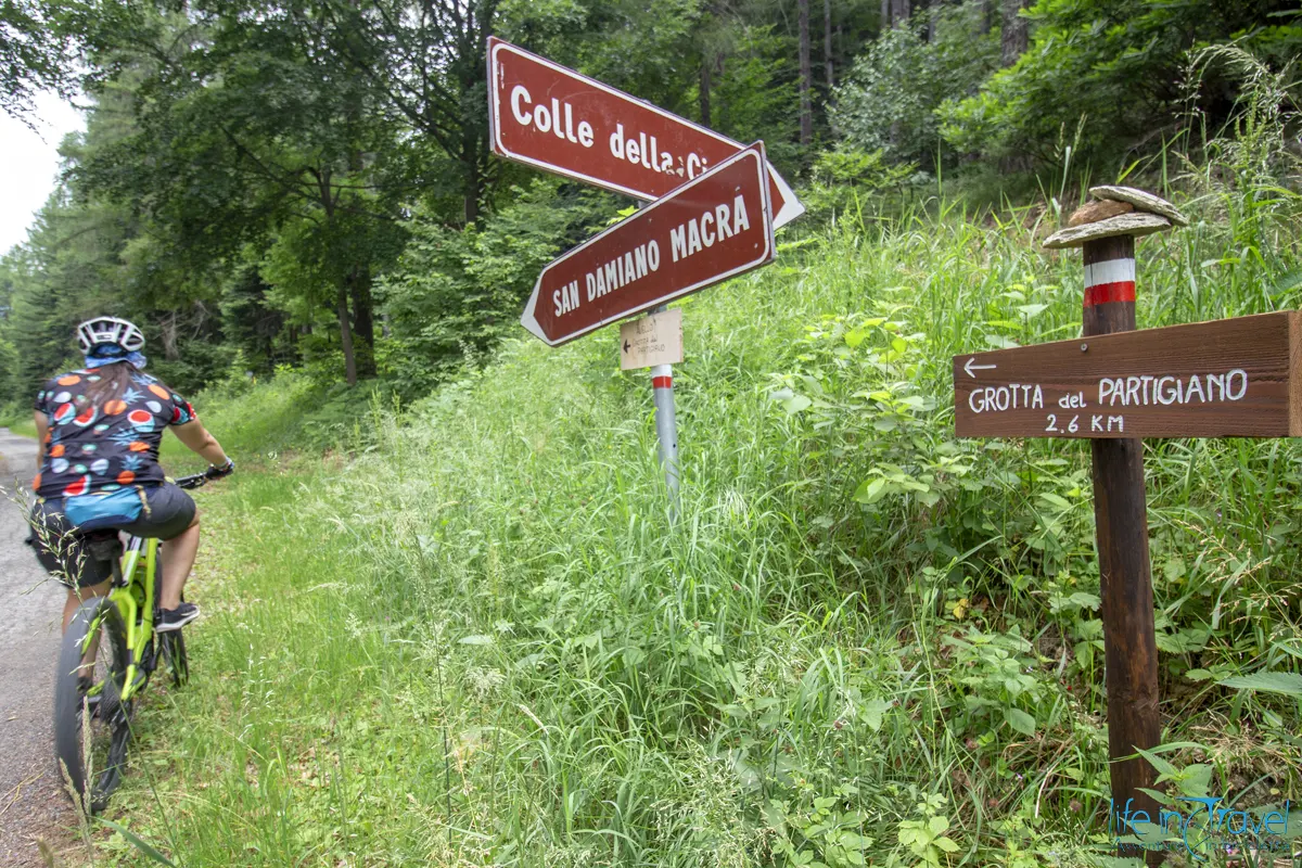 Valle Maira in bici grotta partigiano