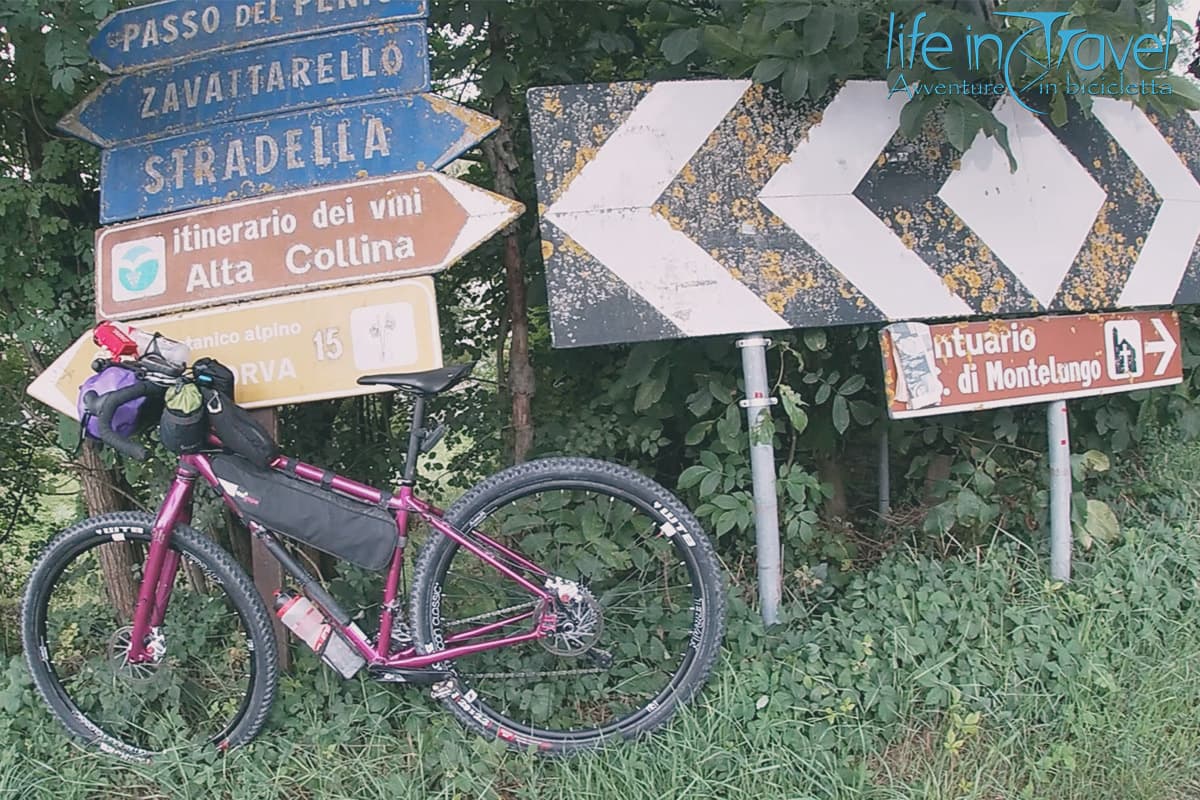 oltrepo pavese in bicicletta CARTELLI PRE ZAVA