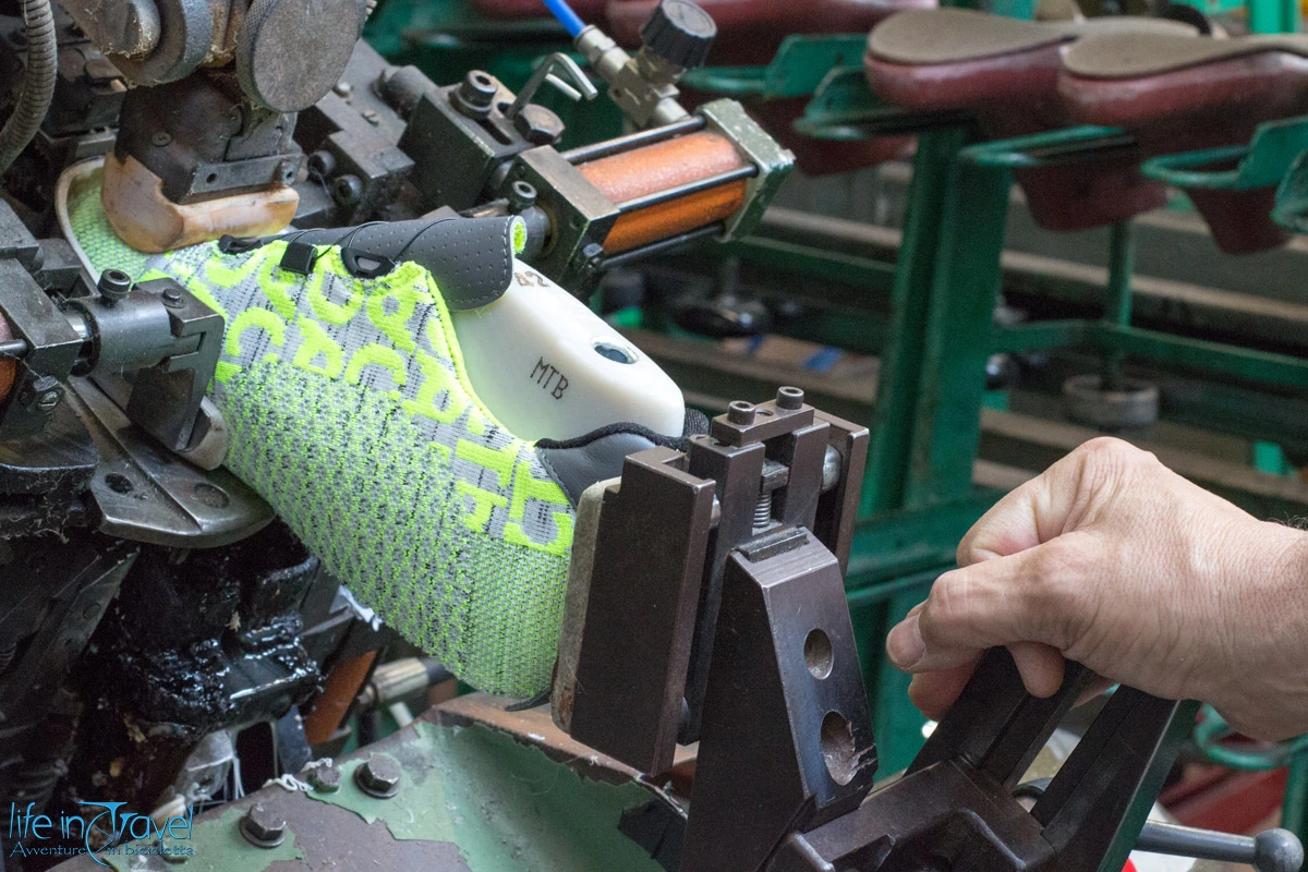 Scarpe gravel pressa