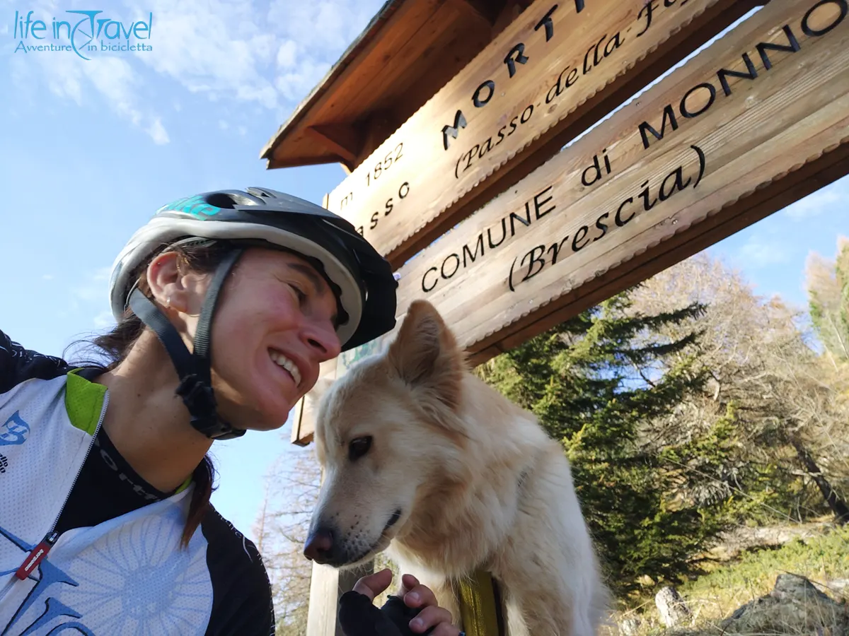passo mortirolo in bici con nala