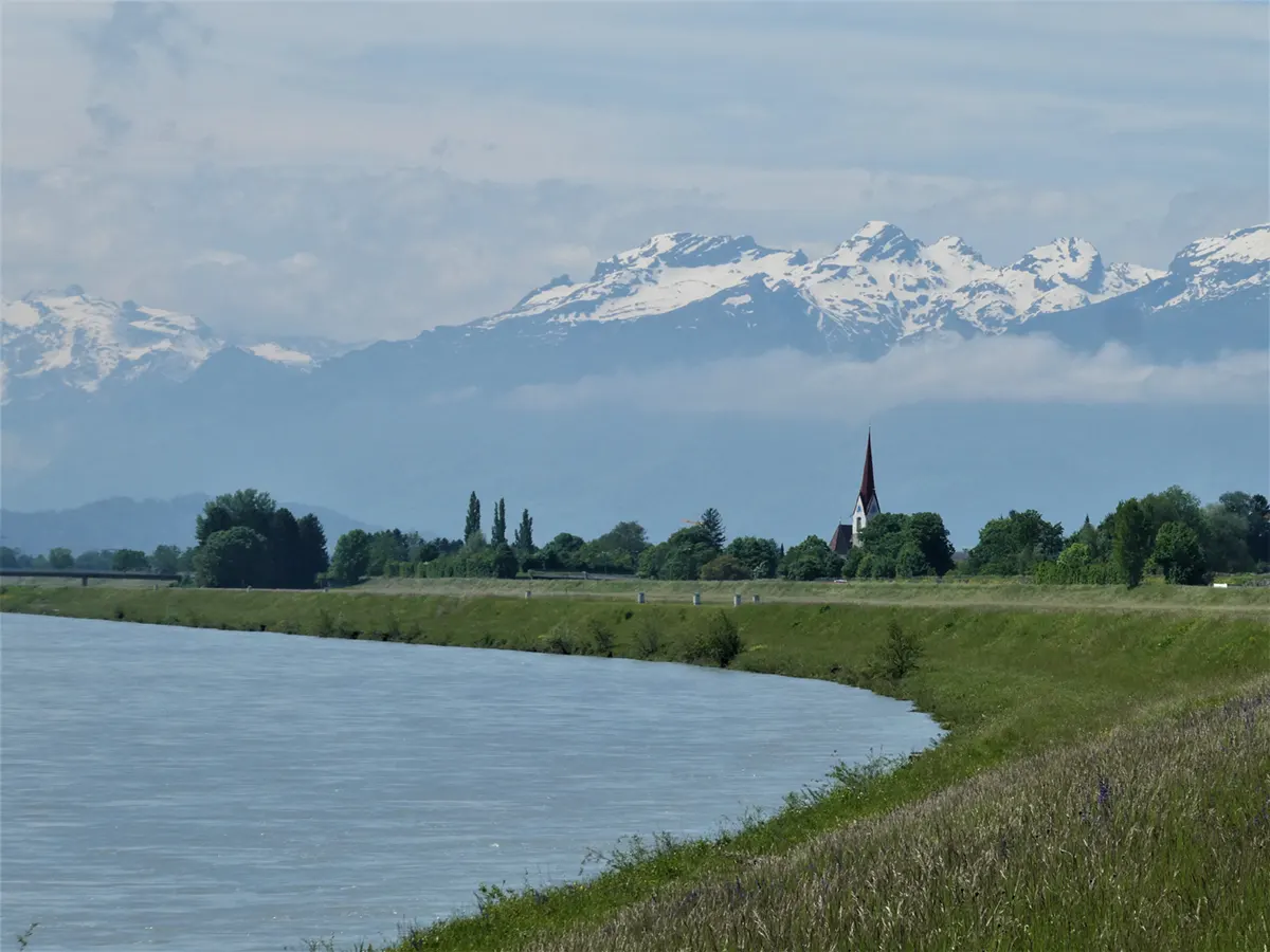 021 Rheinradweg