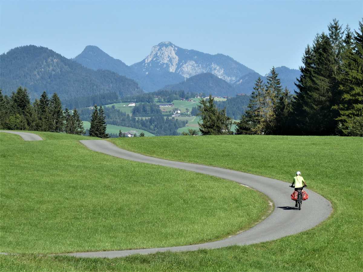 23   Hallbruck