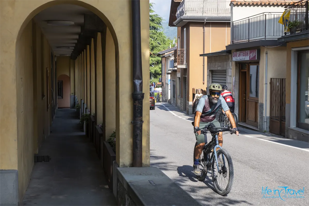 pedalando val seriana
