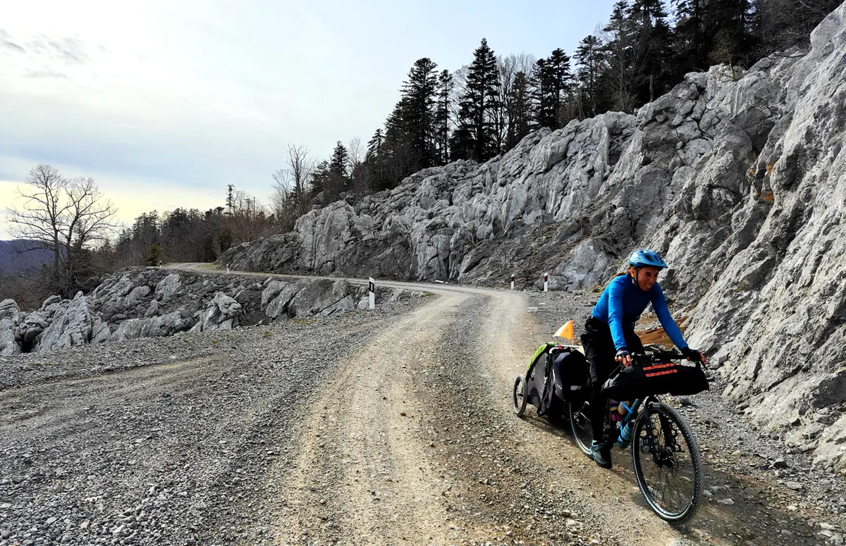 strada verso trnovac