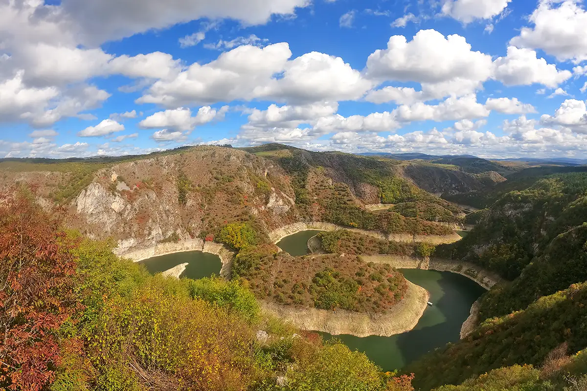  fiume uvec panorama