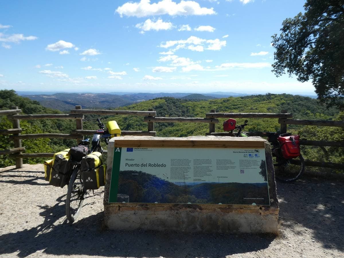 23 Mirador Puerto de Robledo
