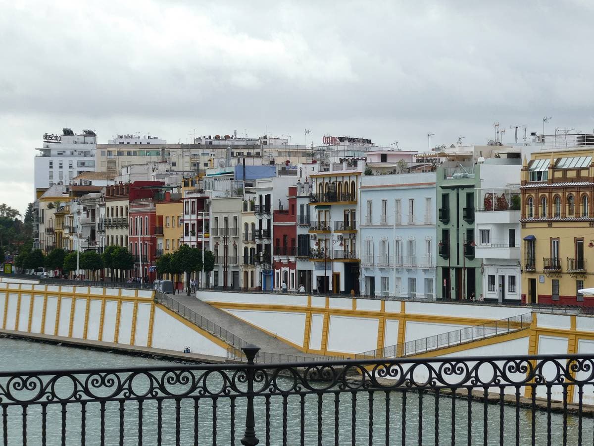 48 Sevilla Triana