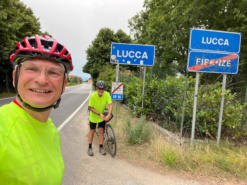ingresso in provincia di lucca