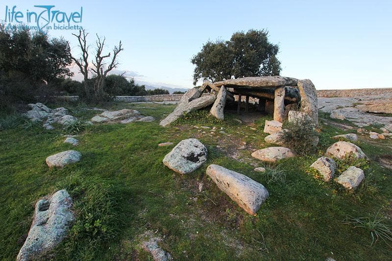 dolmen a luras