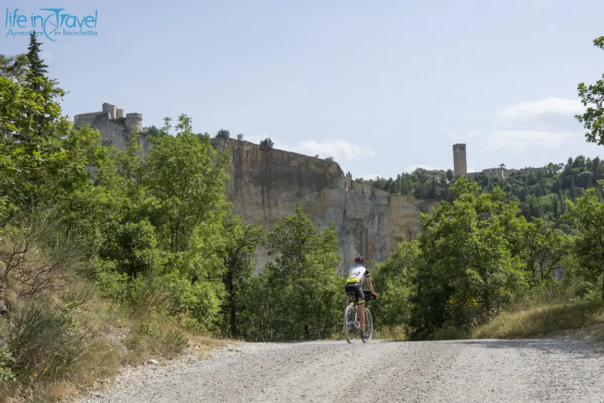 sterrata verso san leo