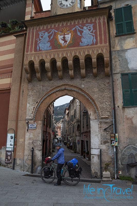 porta finalborgo