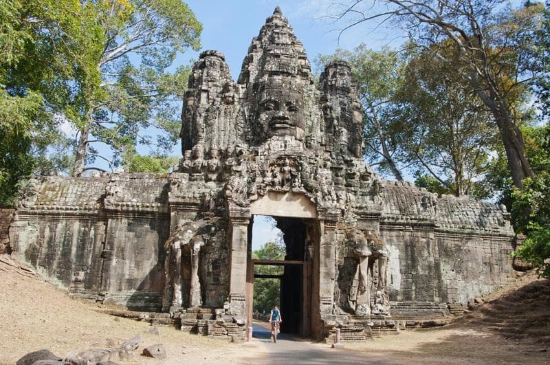 angkor wat in bici 2