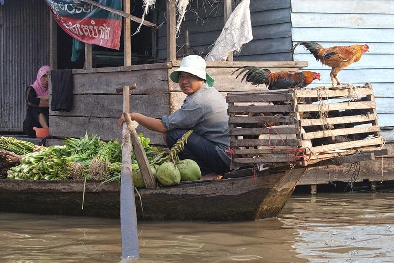 villaggio galleggiante tonle sap