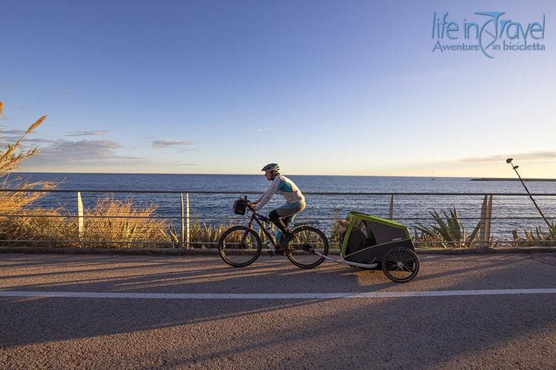 pedalando lungomare