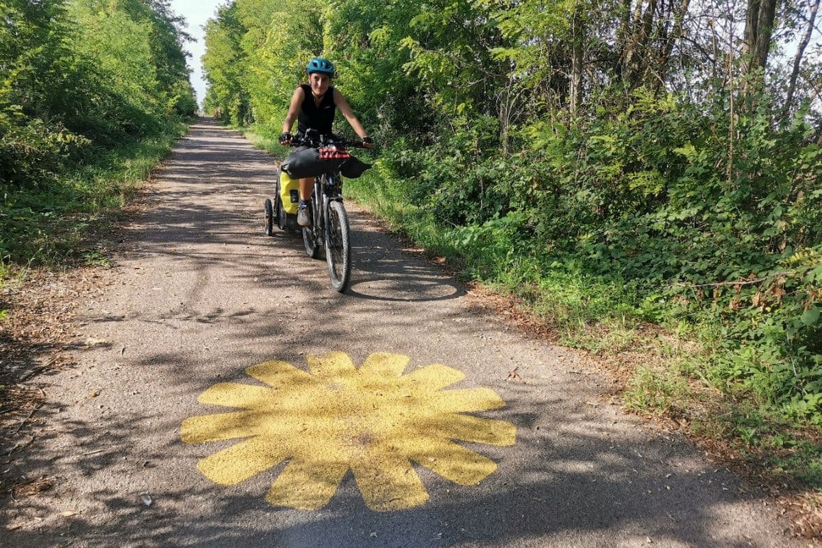 ciclovia del sole segnaletica orizzontale