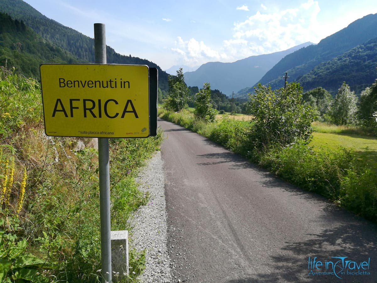 03 ciclovia dell oglio benvenuti in africa