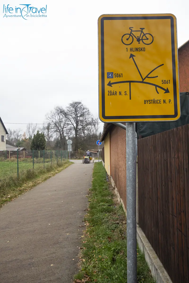 ssegnaletica eurovelo 4 in bici