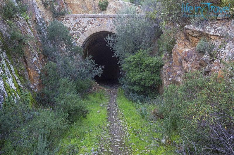 vecchio tunnel ferroviario