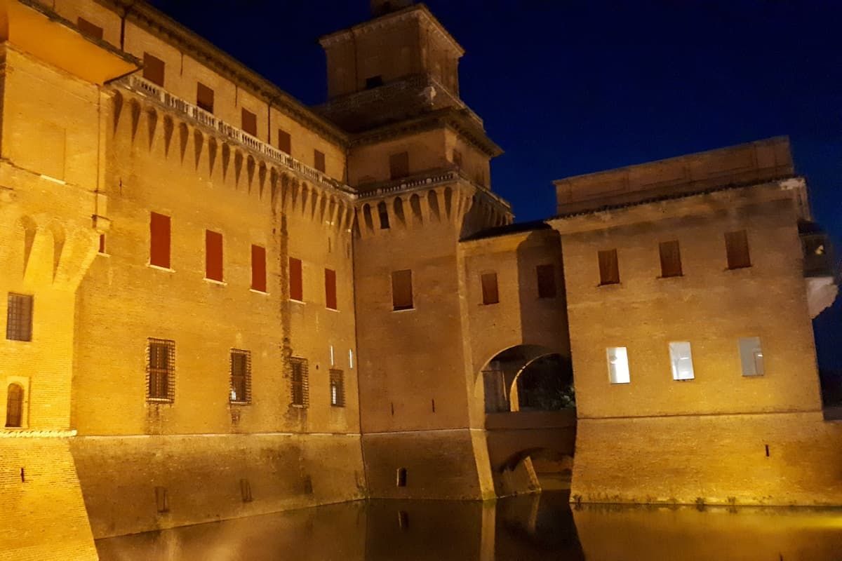 16 Ferrara