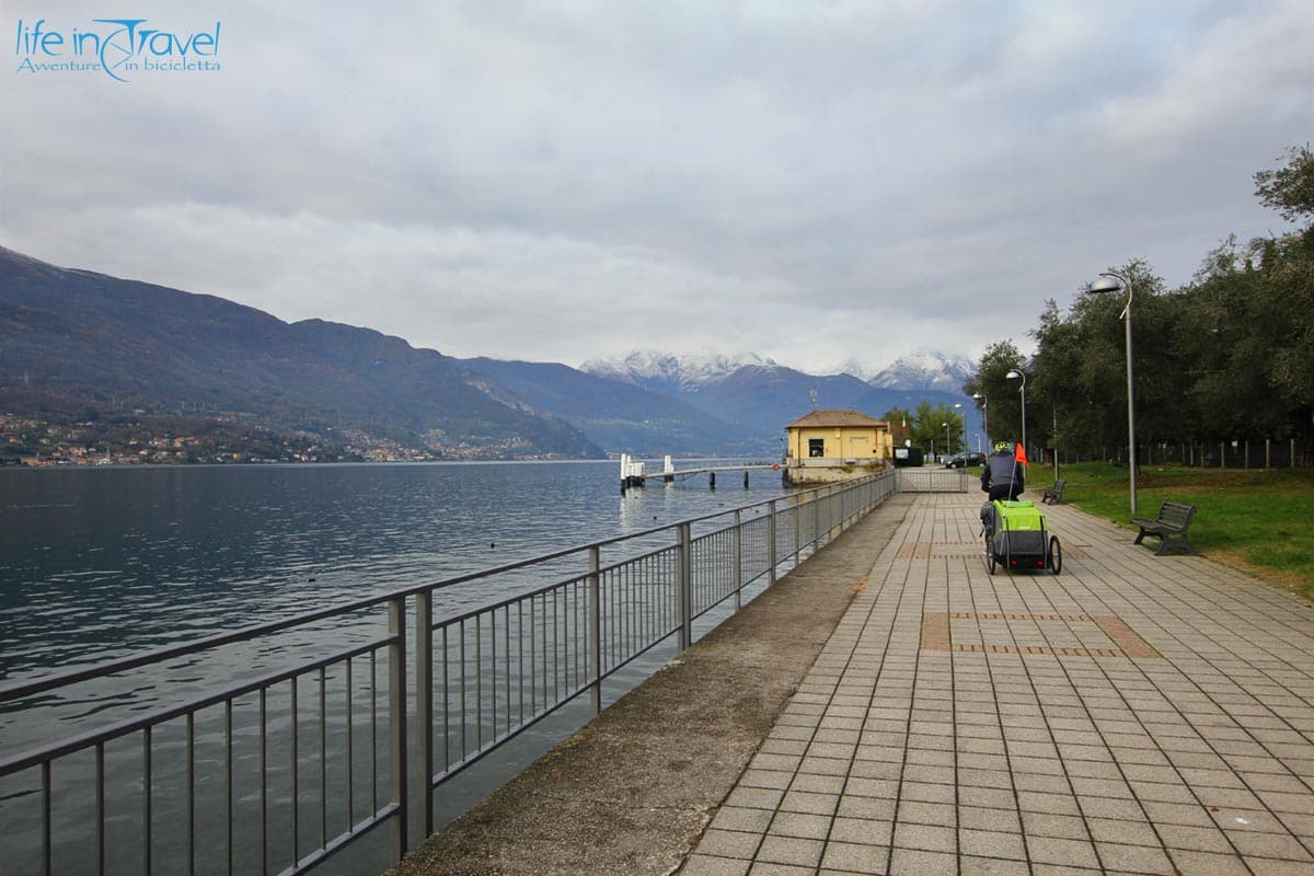 28 lungolago di como in bici