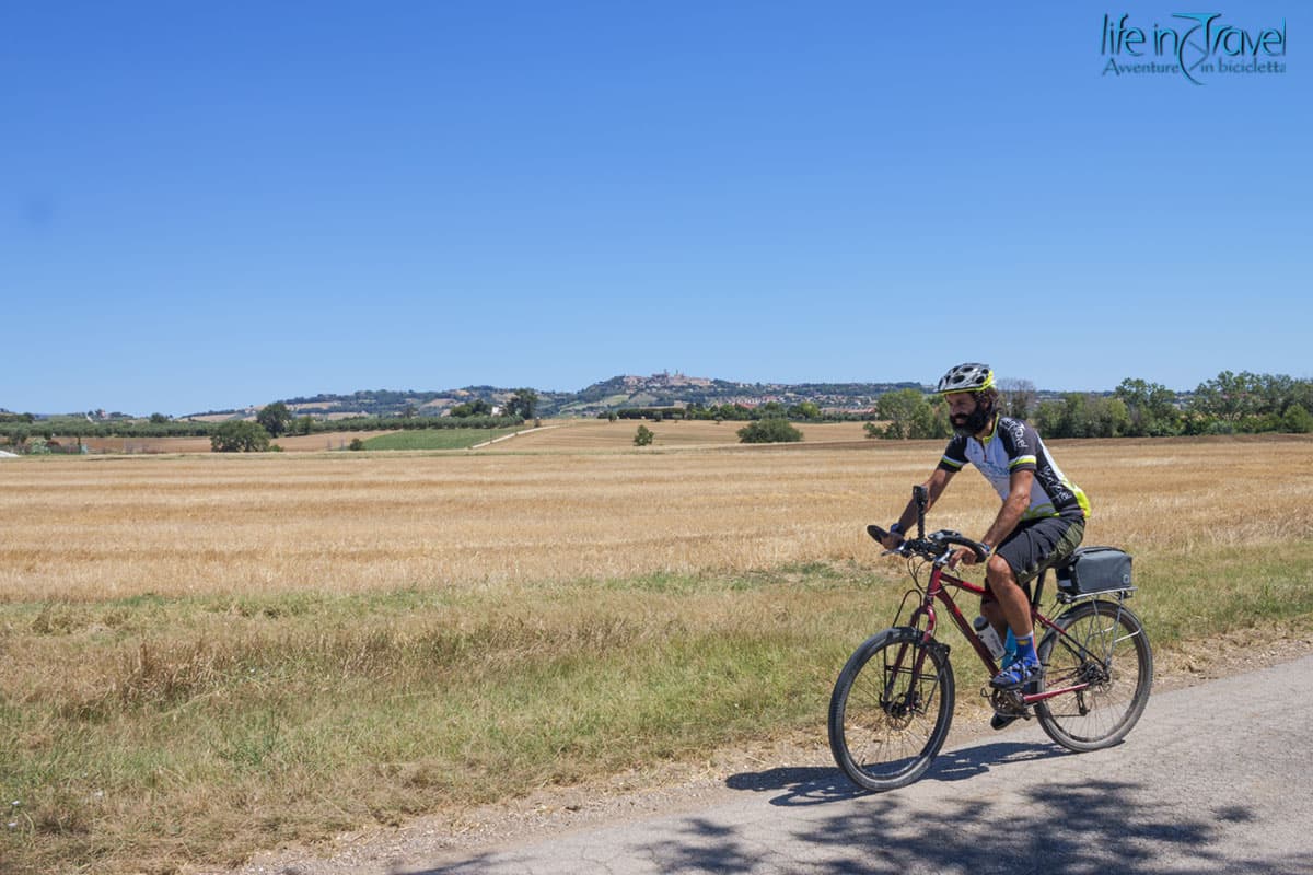 06 marche in bici colline leo