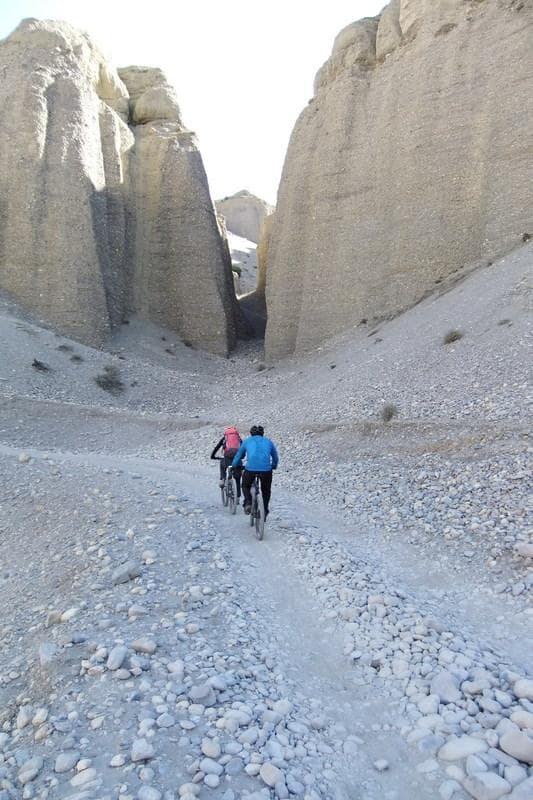 avventura in mtb mustang