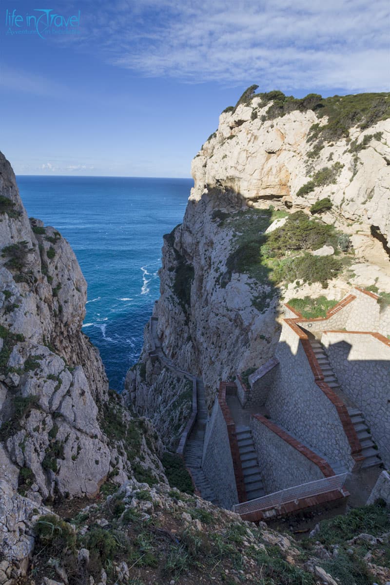 discesa grotta di nettuno capocaccia