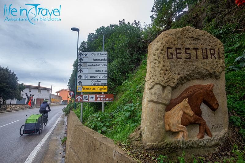 gesturi