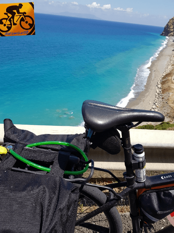 Al mare in bici