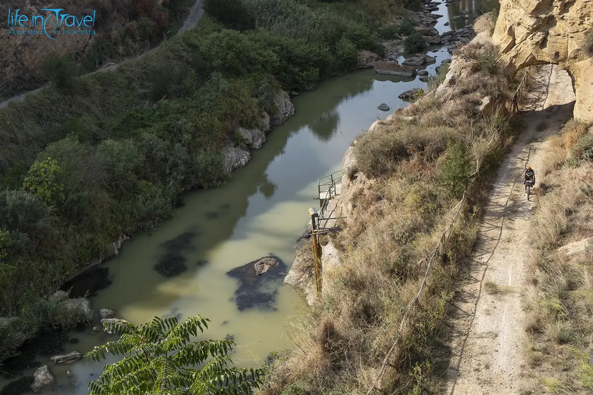 30 sicilia in bicicletta strade segrete