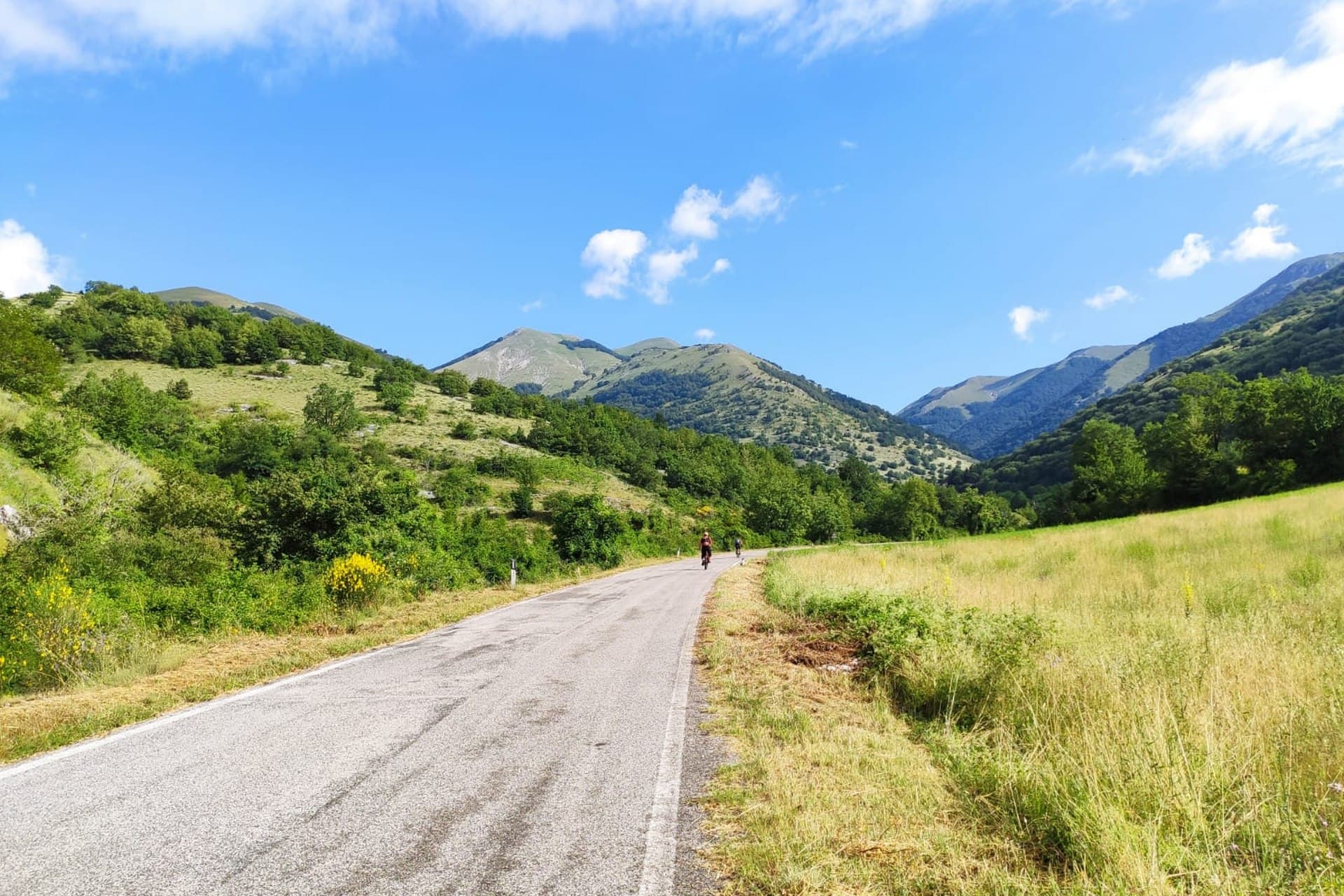 3 tour laghi abruzzo bici