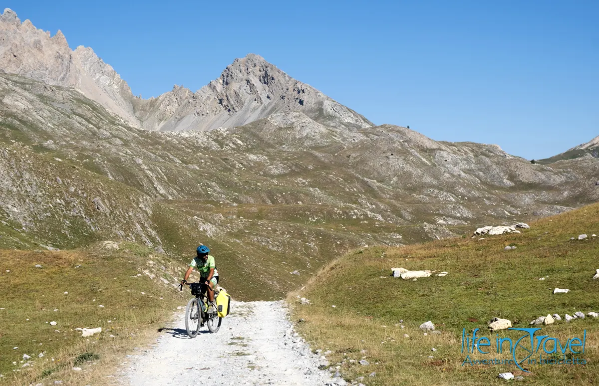 strada militare altopiano della gardetta in bici