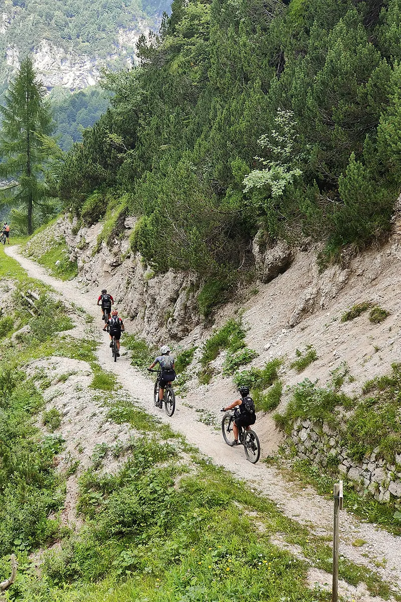 06 strada degli alpini