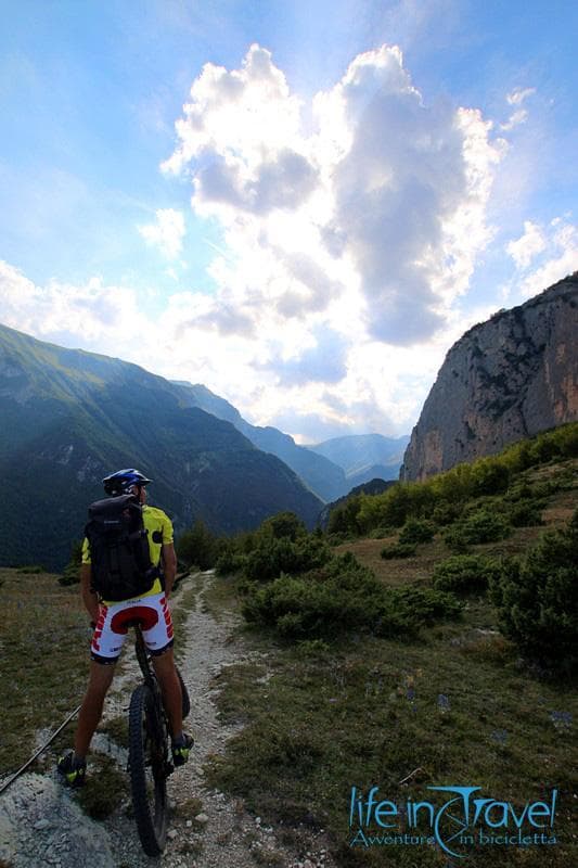 val d'ambro grande anello sibillini mtb