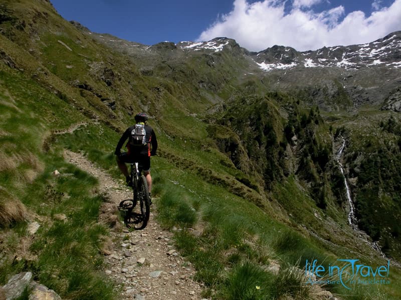 9 CASCATA orobie valtellinesi in mtb