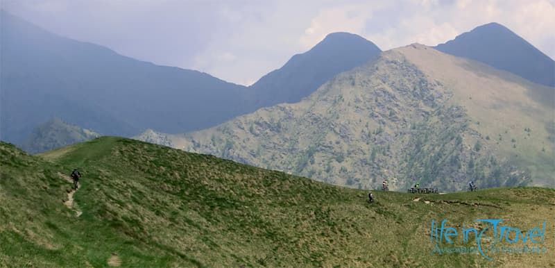 5 LAGHITT in bici