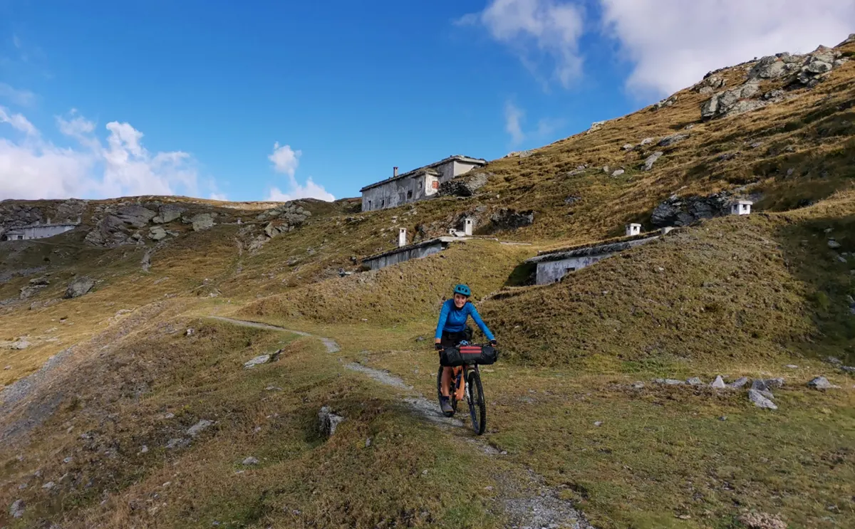 vallo alpino del littorio casermette