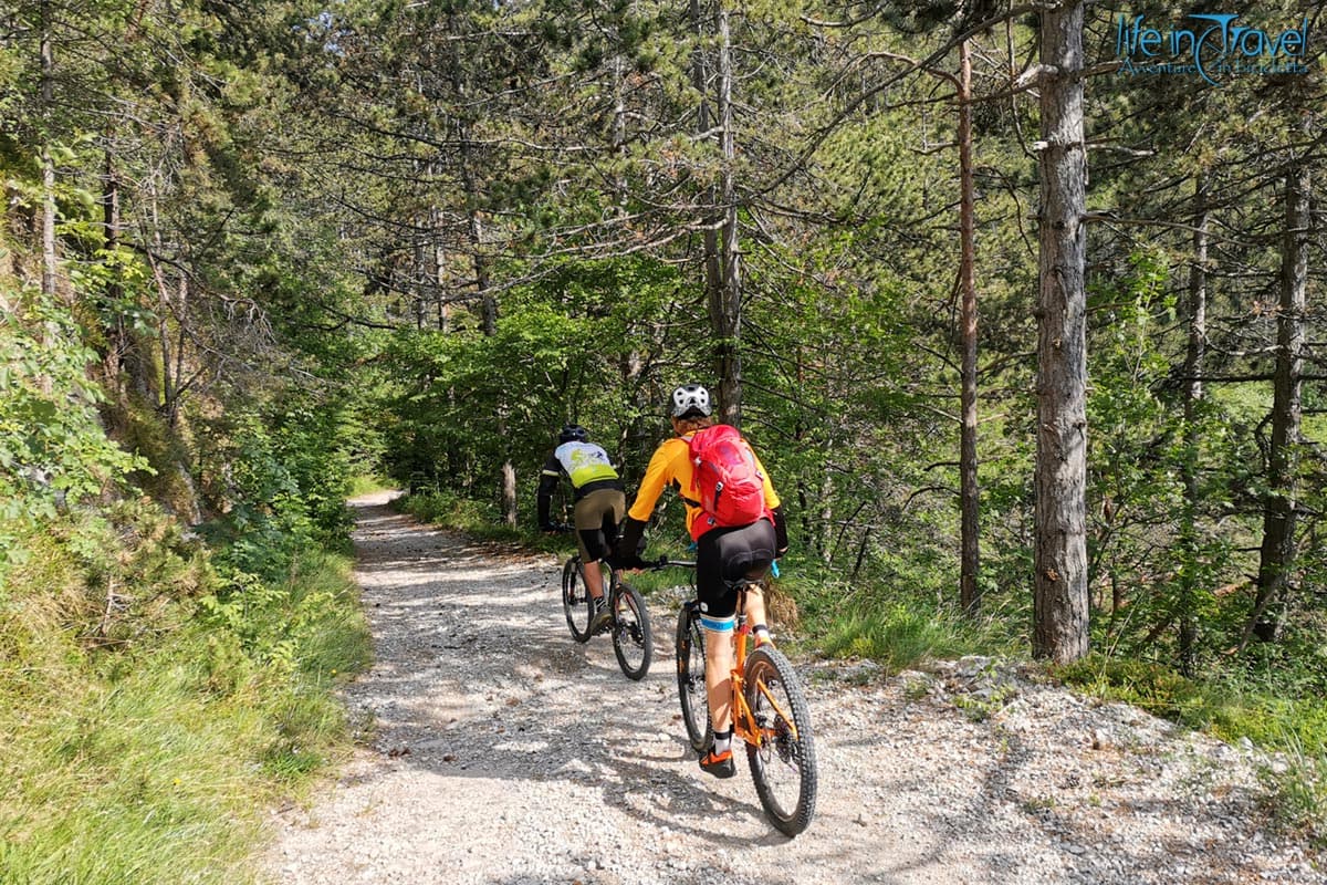 20 tremalzo in mtb strada militare discesa