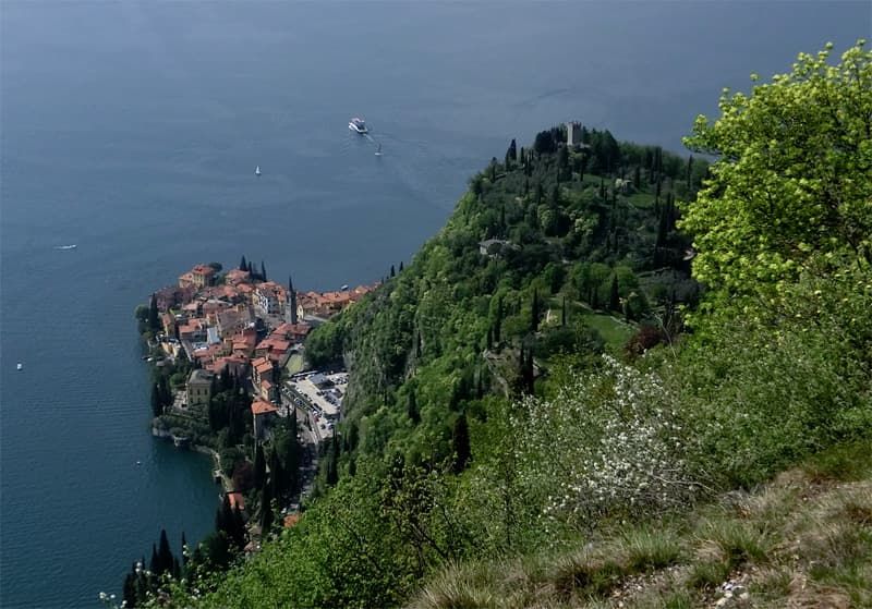 9 VARENNA