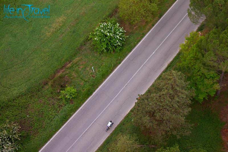 ciclista rettilineo nva eroica