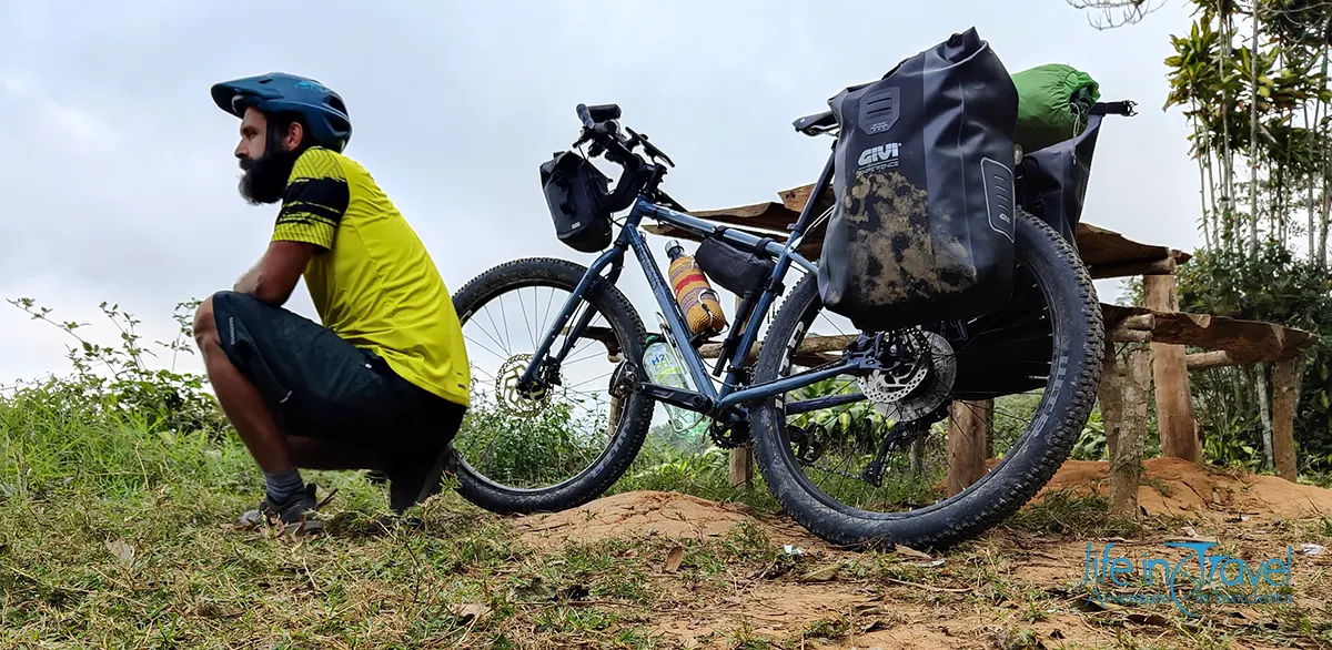 02 borse da cicloturismo junter givi bike