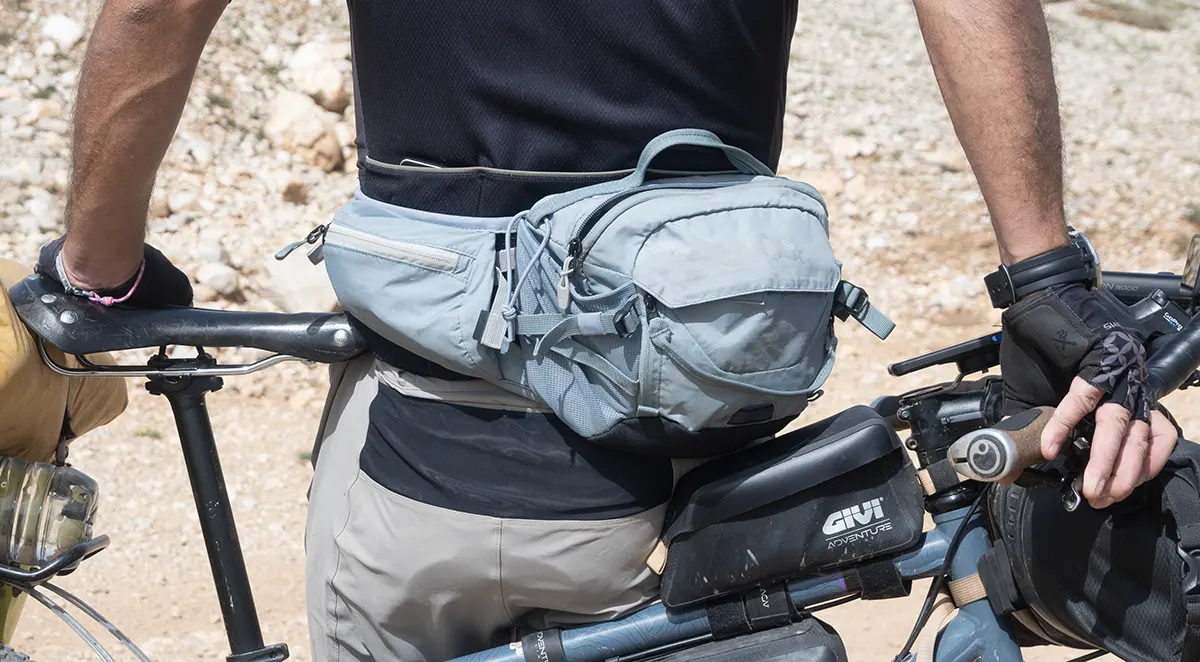 setup viaggio in bici turchia marsupio