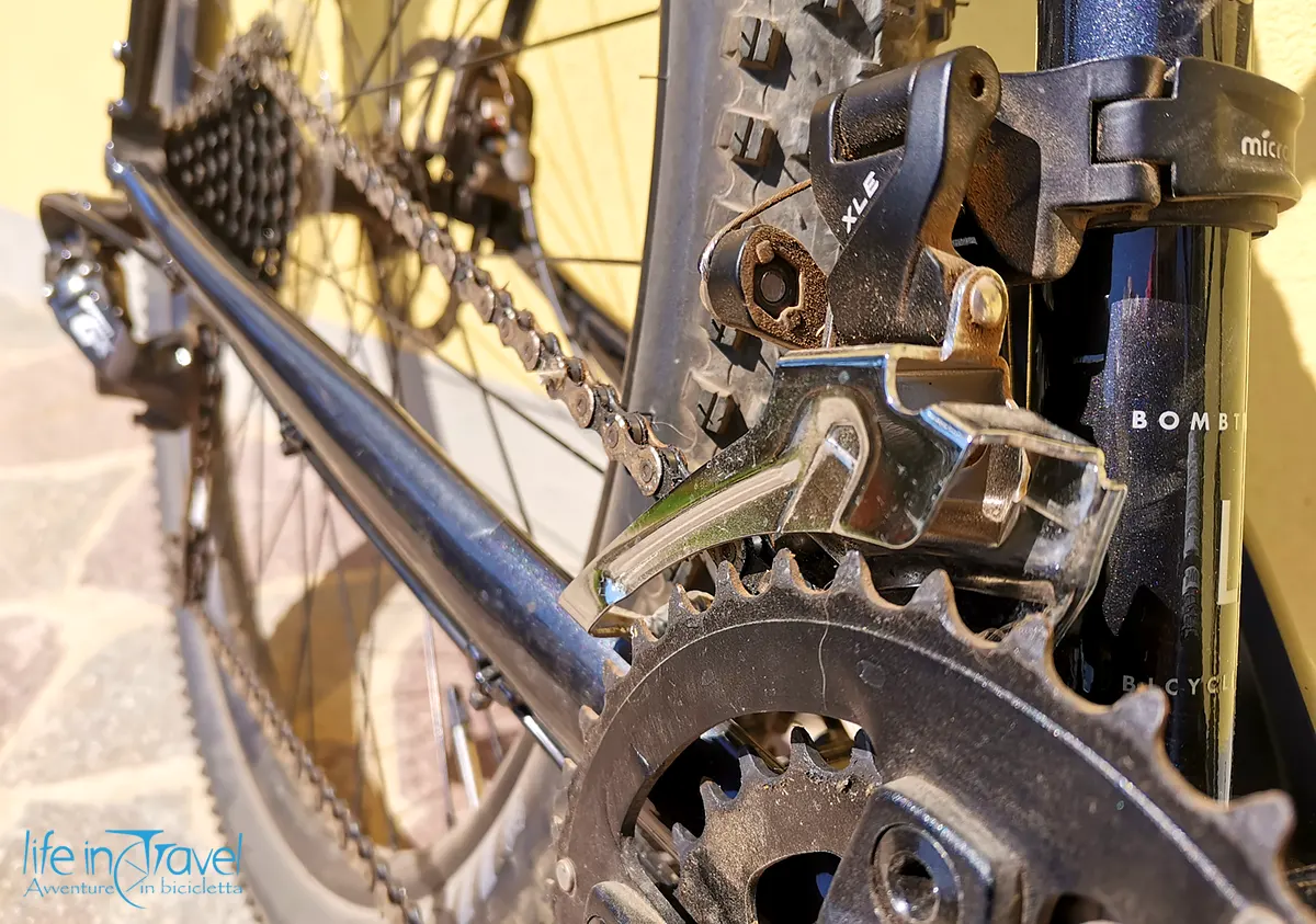 deragliatore anteriore cambio bicicletta