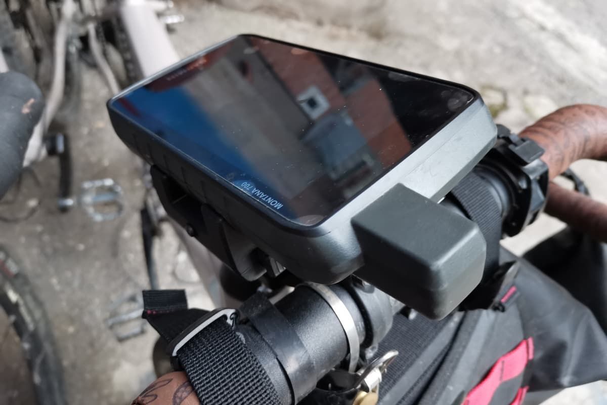 garmin montana 700 montato