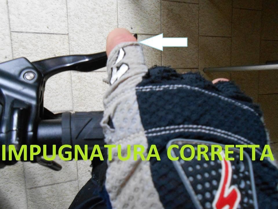 Impugnatura freno corretta